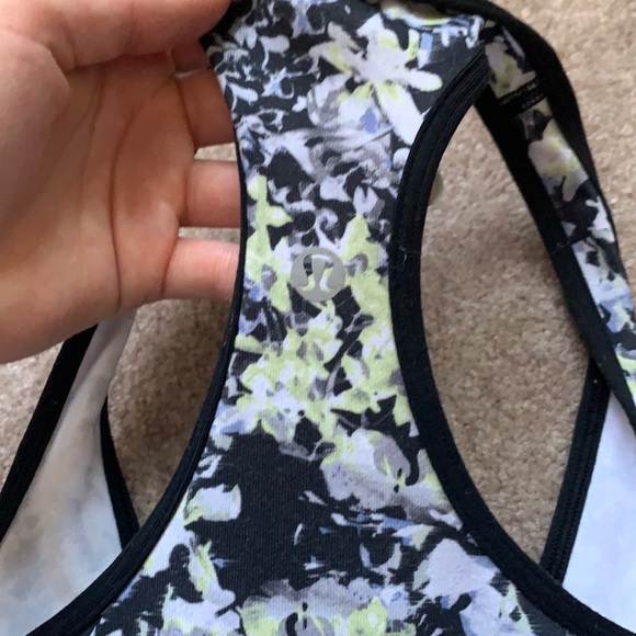 Tank top - Picture 2 of 3